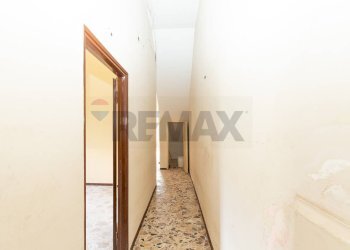 Hall / corridoio - Casa indipendente via tripoli
 
15-17, Giarre - foto 9