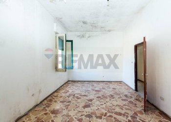 Stanza vuota - Casa indipendente via tripoli
 
15-17, Giarre - foto 24