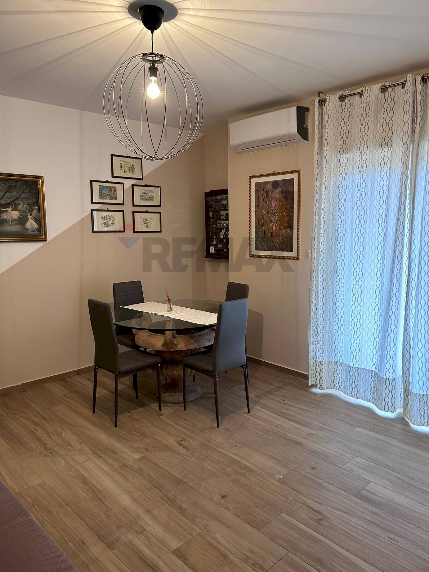 Sala da pranzo - Two-room apartment Via San Gregorio
 
18, Aci Castello - photo 2