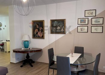 Sala da pranzo - Bilocale Via San Gregorio
 
18, Aci Castello - foto 3