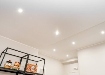 Dettagli - Quadrilocale via l. ariosto
 
27 F, Acireale - foto 5