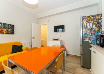 Sala da pranzo - Quadrilocale via l. ariosto
 
27 F, Acireale - foto 18