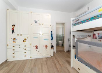 Camera / camera da letto - Quadrilocale via l. ariosto
 
27 F, Acireale - foto 25