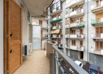 Balcone - Quadrilocale via l. ariosto
 
27 F, Acireale - foto 40