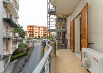 Balcone - Quadrilocale via l. ariosto
 
27 F, Acireale - foto 41