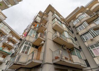 Edificio all\'aperto - Quadrilocale via l. ariosto
 
27 F, Acireale - foto 44