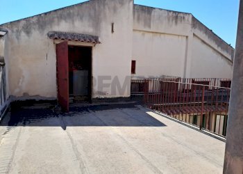 Terrazza - Quadrilocale Via Alogna
 
18A, Catania - foto 16