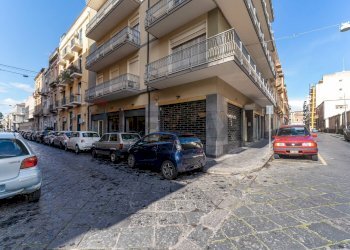 Edificio all\'aperto - Locale Commerciale via E. Pantano
163, Catania - foto 30