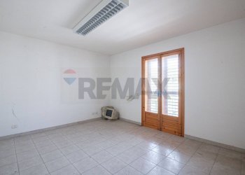 Stanza vuota - Appartamento Via Agnone
 
100, Lentini - foto 11