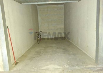 Parcheggio - Box via Biffi
 
32, Mezzago - foto 5