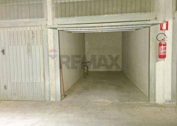 Parcheggio - Box via Biffi
 
32, Mezzago - foto 6