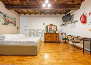 Camera / camera da letto - Trilocale Via Dei Cappellari
 
35, Roma - foto 8