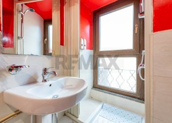 Bagno - Trilocale Via Dei Cappellari
 
35, Roma - foto 19