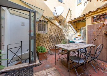 Terrazza - Trilocale Via Dei Cappellari
 
35, Roma - foto 26