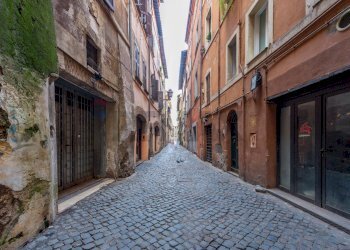 Edificio all\'aperto - Trilocale Via Dei Cappellari
 
35, Roma - foto 28