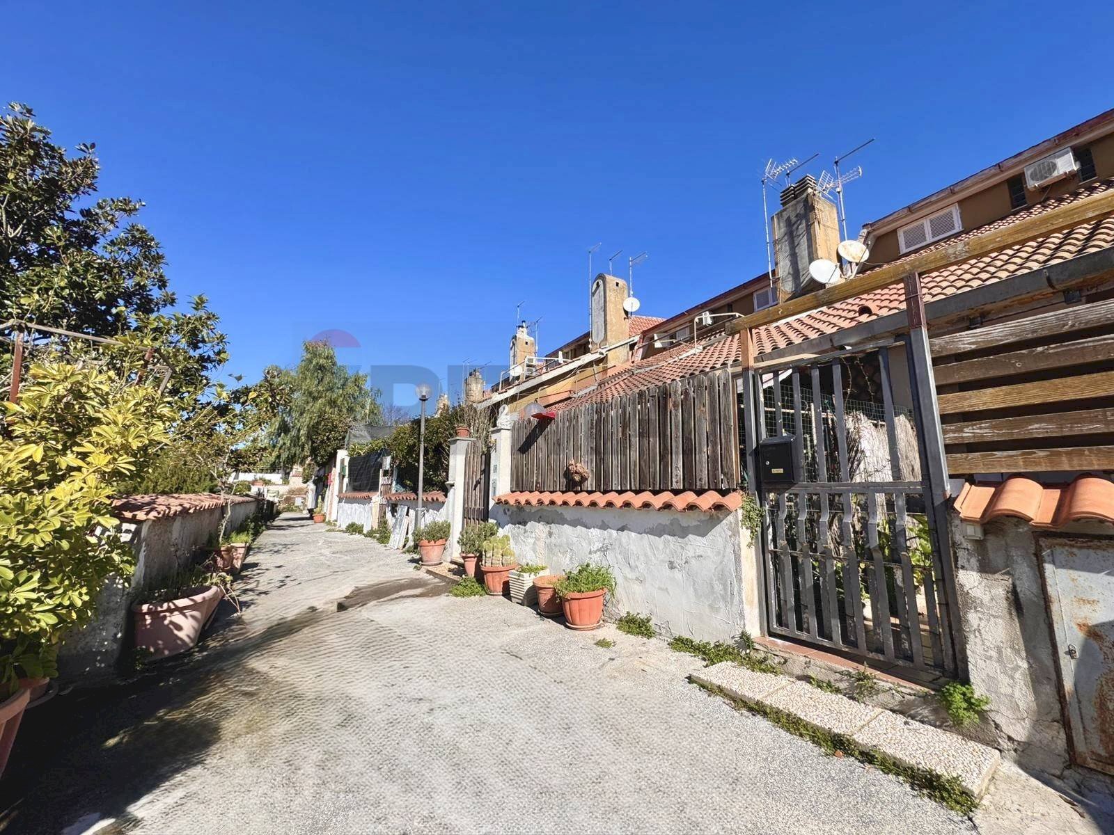 Casa all\'aperto - Appartamento Via Roma
 
100, Manziana - foto 1