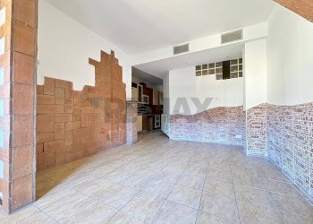 Stanza vuota - Appartamento Via Roma
 
100, Manziana - foto 7