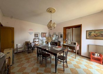 Sala da pranzo - Appartamento via Bufaletto
 
snc, Roggiano Gravina - foto 21