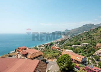 Vista dell\'acqua - Trilocale Via Sillemi
 
49, Letojanni - foto 1