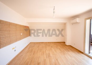 Stanza vuota - Trilocale Via Sillemi
 
49, Letojanni - foto 5