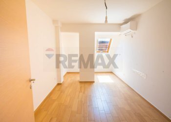 Stanza vuota - Trilocale Via Sillemi
 
49, Letojanni - foto 8