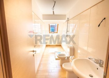 Bagno - Trilocale Via Sillemi
 
49, Letojanni - foto 11