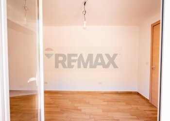 Stanza vuota - Trilocale Via Sillemi
 
49, Letojanni - foto 14