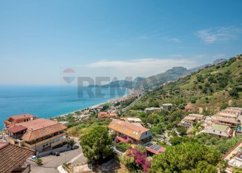 Vista dell\'acqua - Trilocale Via Sillemi
 
49, Letojanni - foto 21