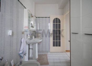 Bagno - Villa a Schiera Via Volturno
 
7, Mascalucia - foto 14
