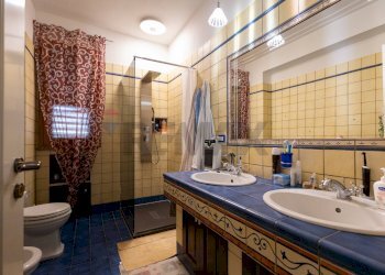 Bagno - Villa a Schiera Via Volturno
 
7, Mascalucia - foto 22