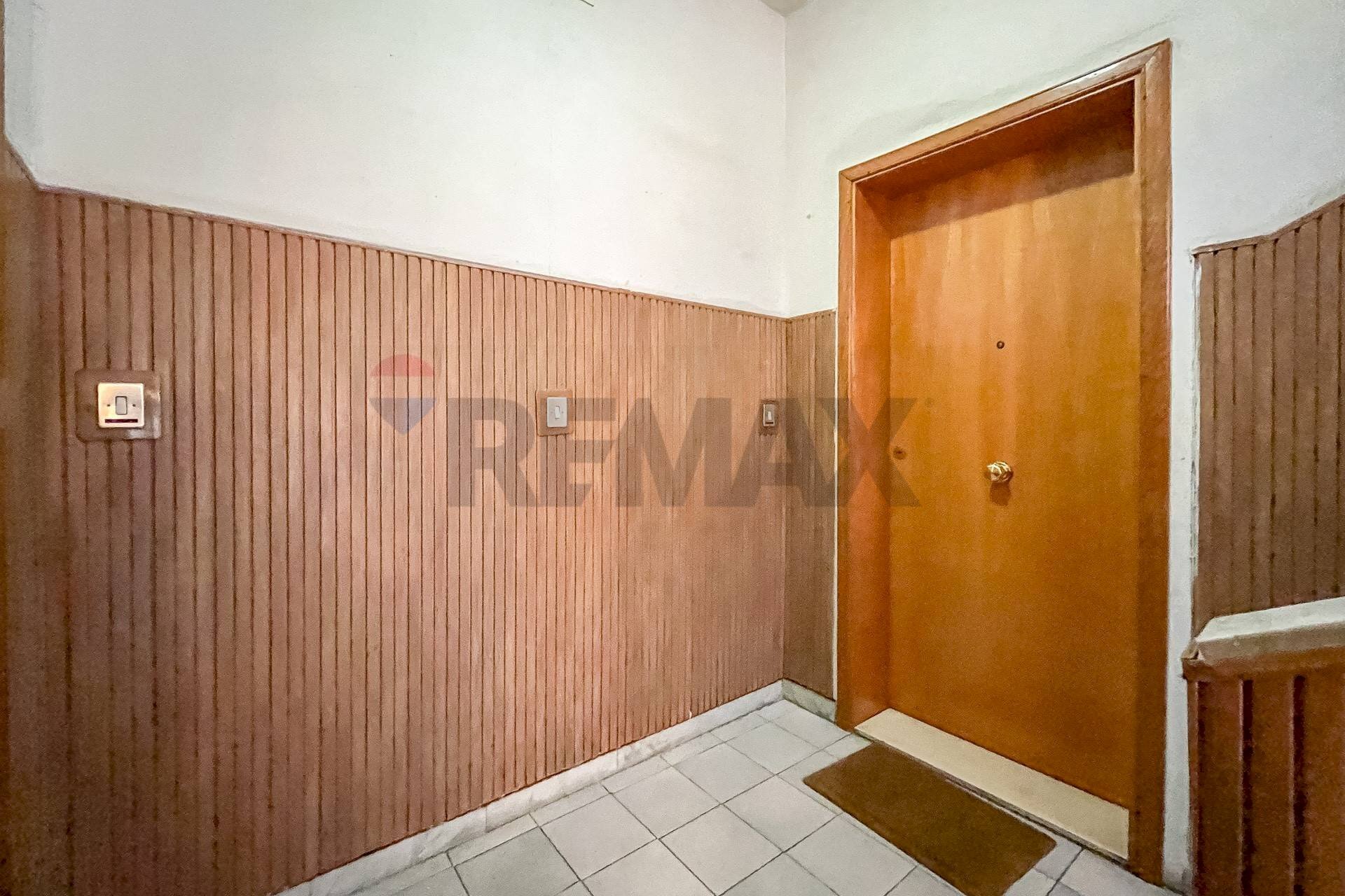 Hall / corridoio - Trilocale Via Francesco Baracca
 
22, Catania - foto 2