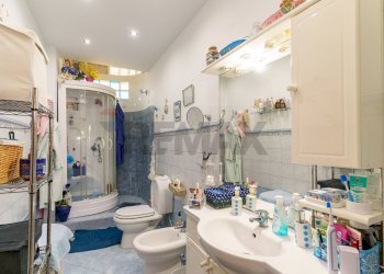 Bagno - Quadrilocale via regione siciliana
 
9, Mascalucia - foto 5