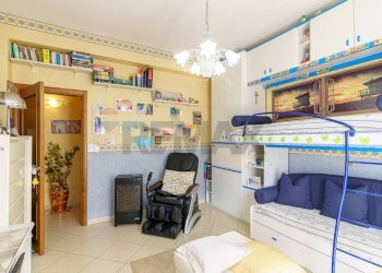 Camera / camera da letto - Quadrilocale via regione siciliana
 
9, Mascalucia - foto 15