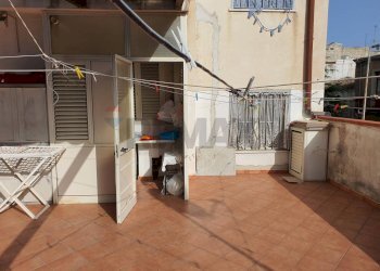 Terrazza - Casa indipendente VIA CESARE BATTISTI
 
246, Furci Siculo - foto 10