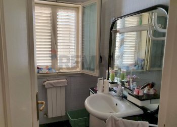 Bagno - Casa indipendente VIA CESARE BATTISTI
 
246, Furci Siculo - foto 11