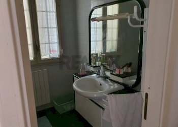 Bagno - Casa indipendente VIA CESARE BATTISTI
 
246, Furci Siculo - foto 12