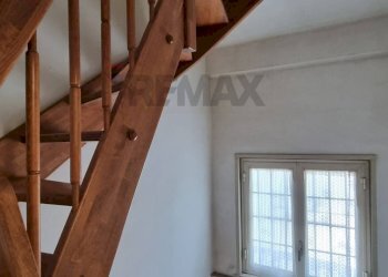 Scale - Casa indipendente VIA CESARE BATTISTI
 
246, Furci Siculo - foto 16