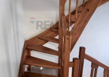 Scale - Casa indipendente VIA CESARE BATTISTI
 
246, Furci Siculo - foto 18