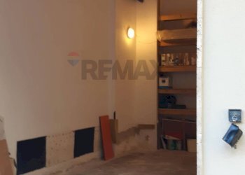 Camera / camera da letto - Box Viale Teracati
 
196, Siracusa - foto 5