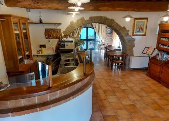 Sala da pranzo - Agriturismo Località San Donnino
 
252, Arezzo - foto 17