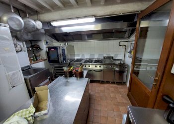 Cucina - Agriturismo Località San Donnino
 
252, Arezzo - foto 21