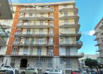 Edificio all\'aperto - Quadrilocale Viale Beccarini
 
30, Manfredonia - foto 2