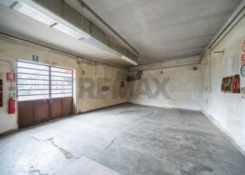 Parcheggio - Capannone via Piave, Viadana - foto 15