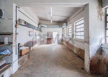 Parcheggio - Capannone via Piave, Viadana - foto 32