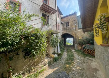 Casa all\'aperto - Casa semi indipendente Via Cabitti
 
SNC, Pallare - foto 17