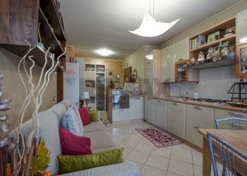 Cucina abitabile - Bilocale Via Papa Giovanni XXIII
 
4, Verdello - foto 1