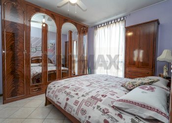 Camera / camera da letto - Bilocale Via Papa Giovanni XXIII
 
4, Verdello - foto 8