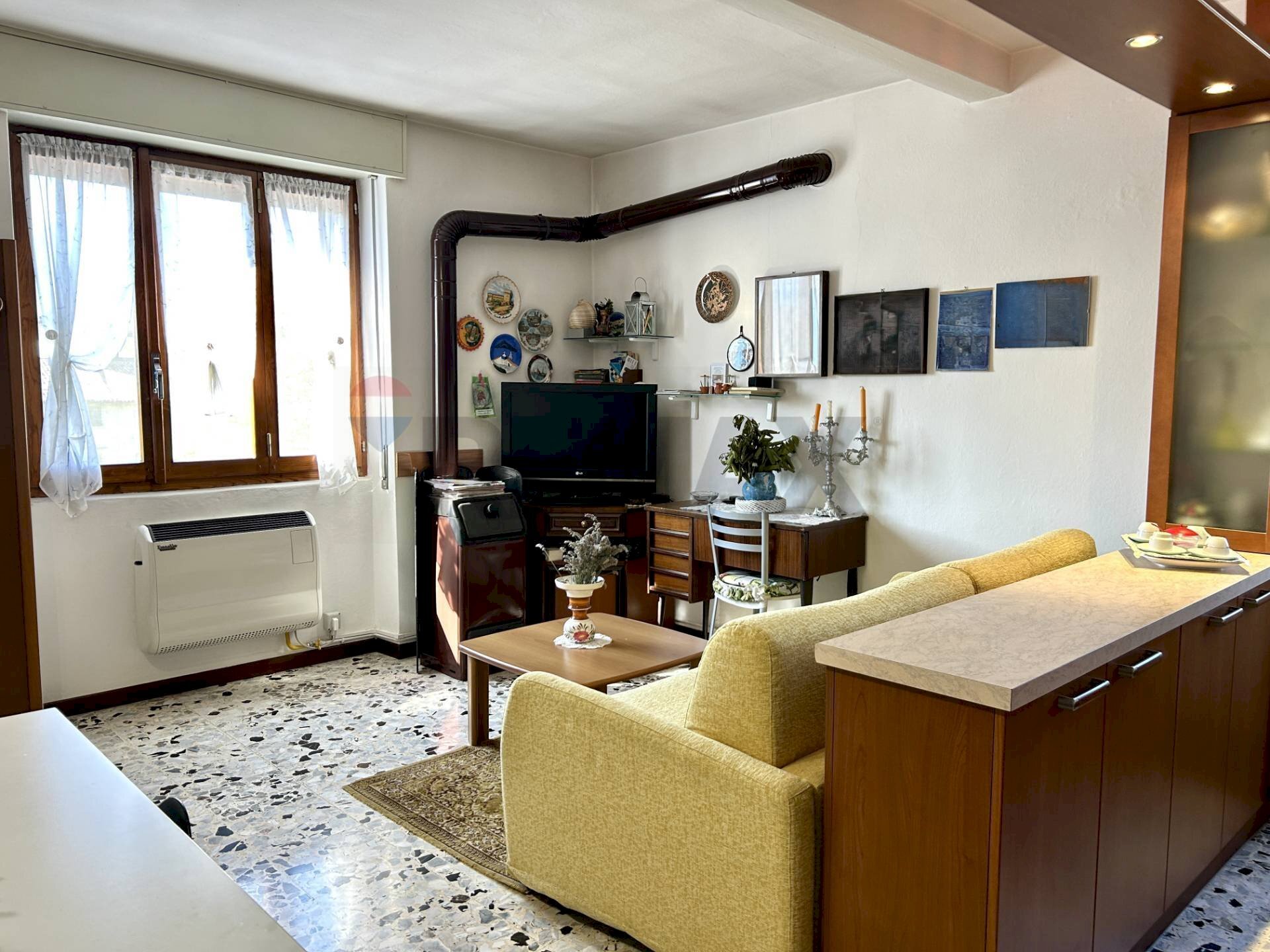 Soggiorno - Bilocale Solto Collina - foto 3