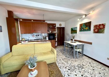 Sala da pranzo - Bilocale Solto Collina - foto 6