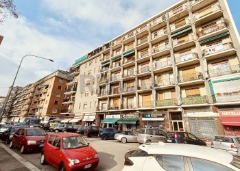 Edificio all\'aperto - Trilocale Via San Marino
 
108, Torino - foto 3